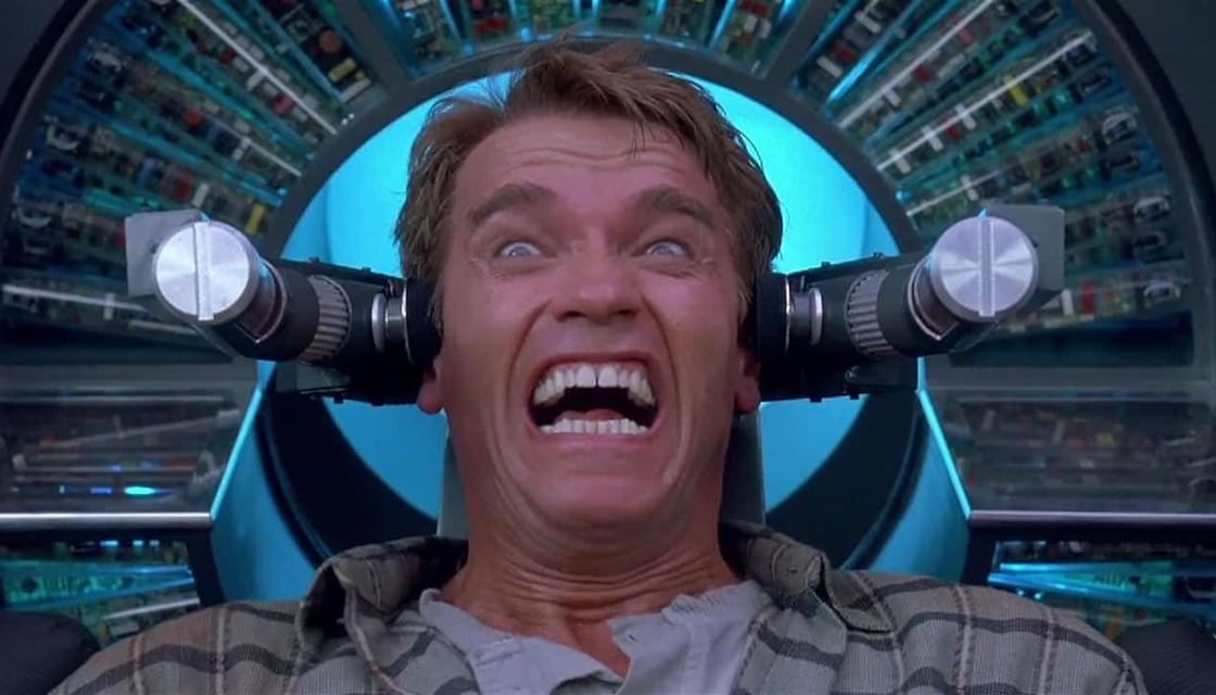 Arnold Schwarzenegger in Total Recall (1990)